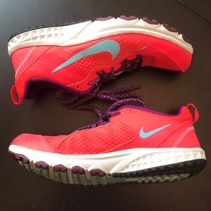 Nike wild trail running shoes